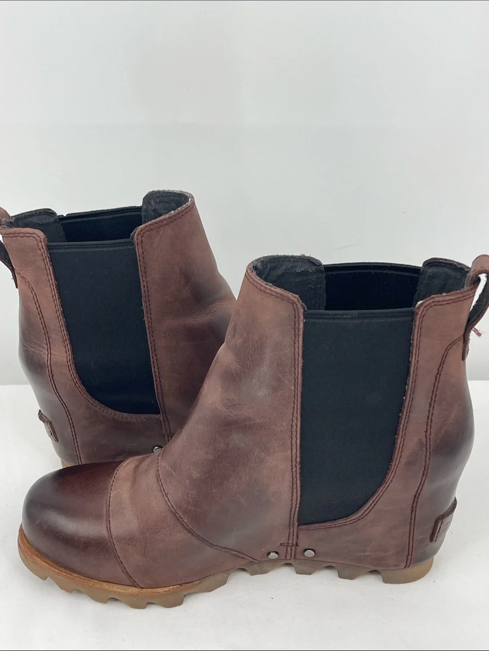Sorel LEA JOAN Brown Leather HIDDEN Wedge Ankle Boots WOMENS SIZE 6